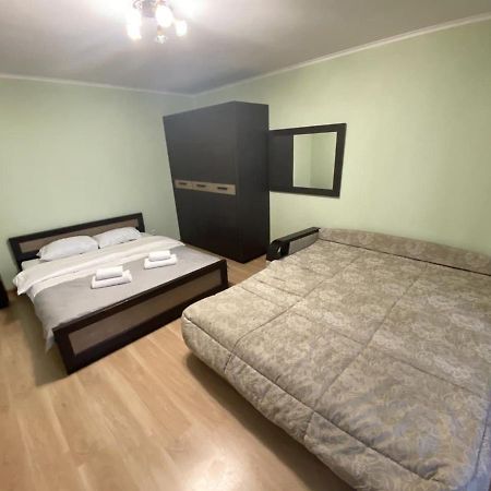 Cityapartments Kyiv Post Square Екстериор снимка